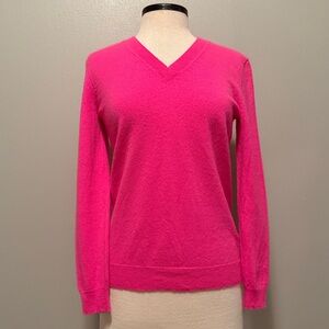 White + Warren Essential V Neck Cashmere Sweater